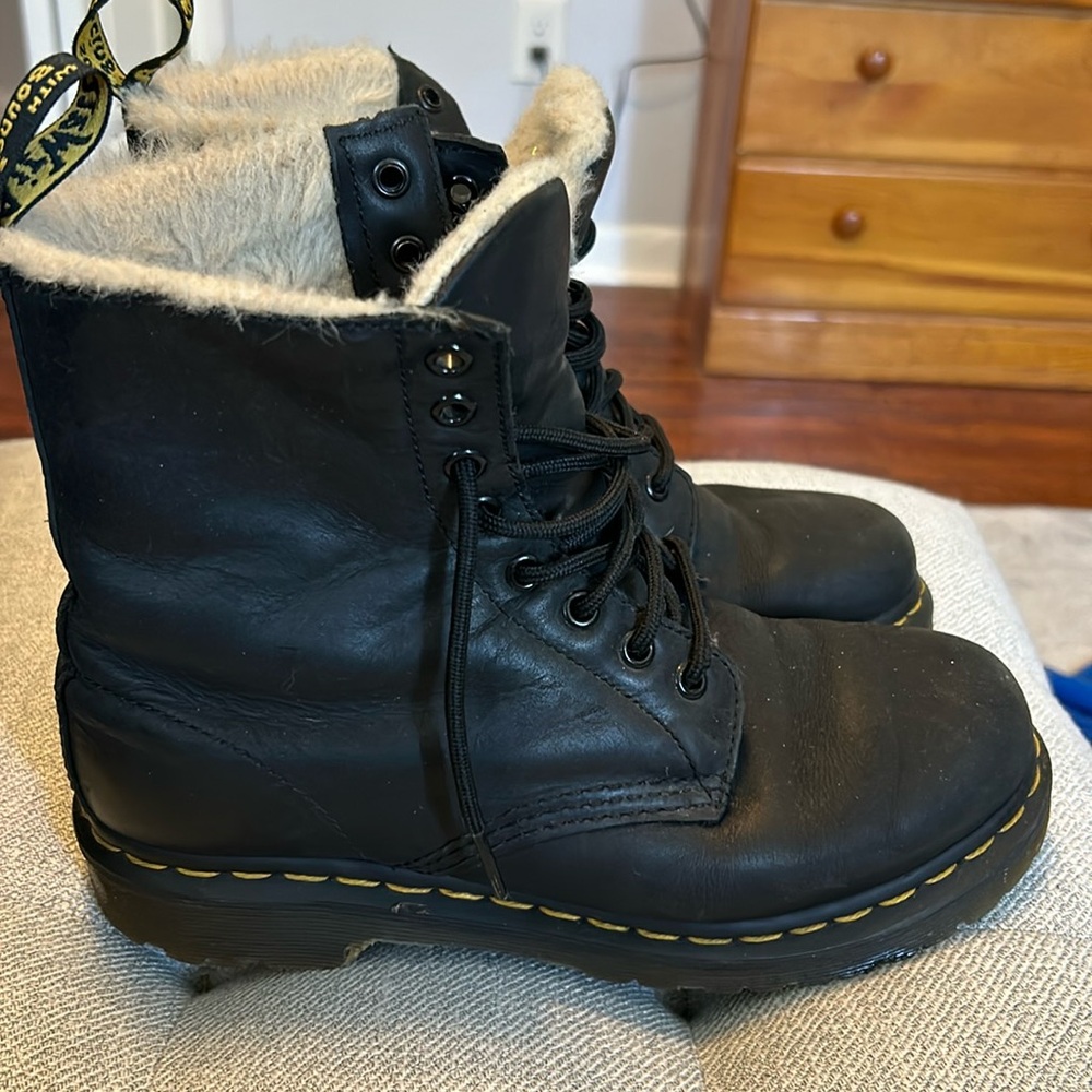 1460 Faux Fur Lined Lace Up Dr. Martens